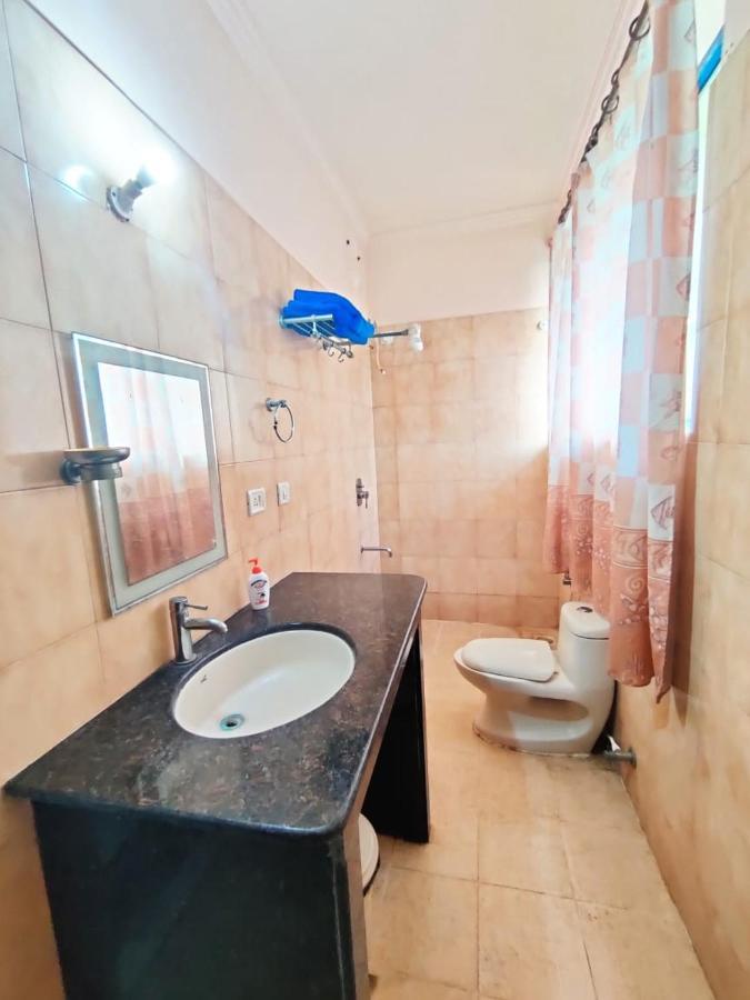Amazing Hilltop 4 Bhk Villa With Private Pool Near Candolim Esterno foto